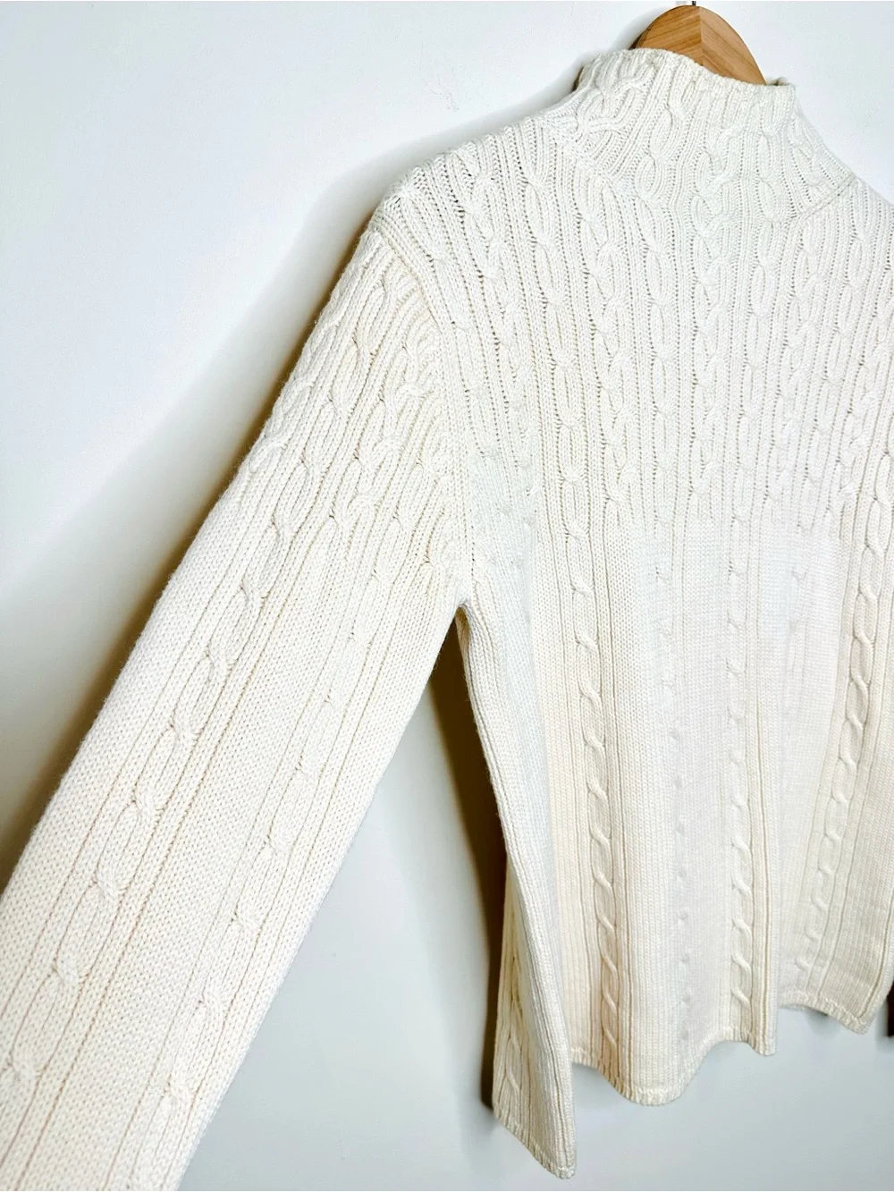 Vintage Eddie Bauer Merino Wool Cable Knit Mock Neck Sweater Size Medium Tall